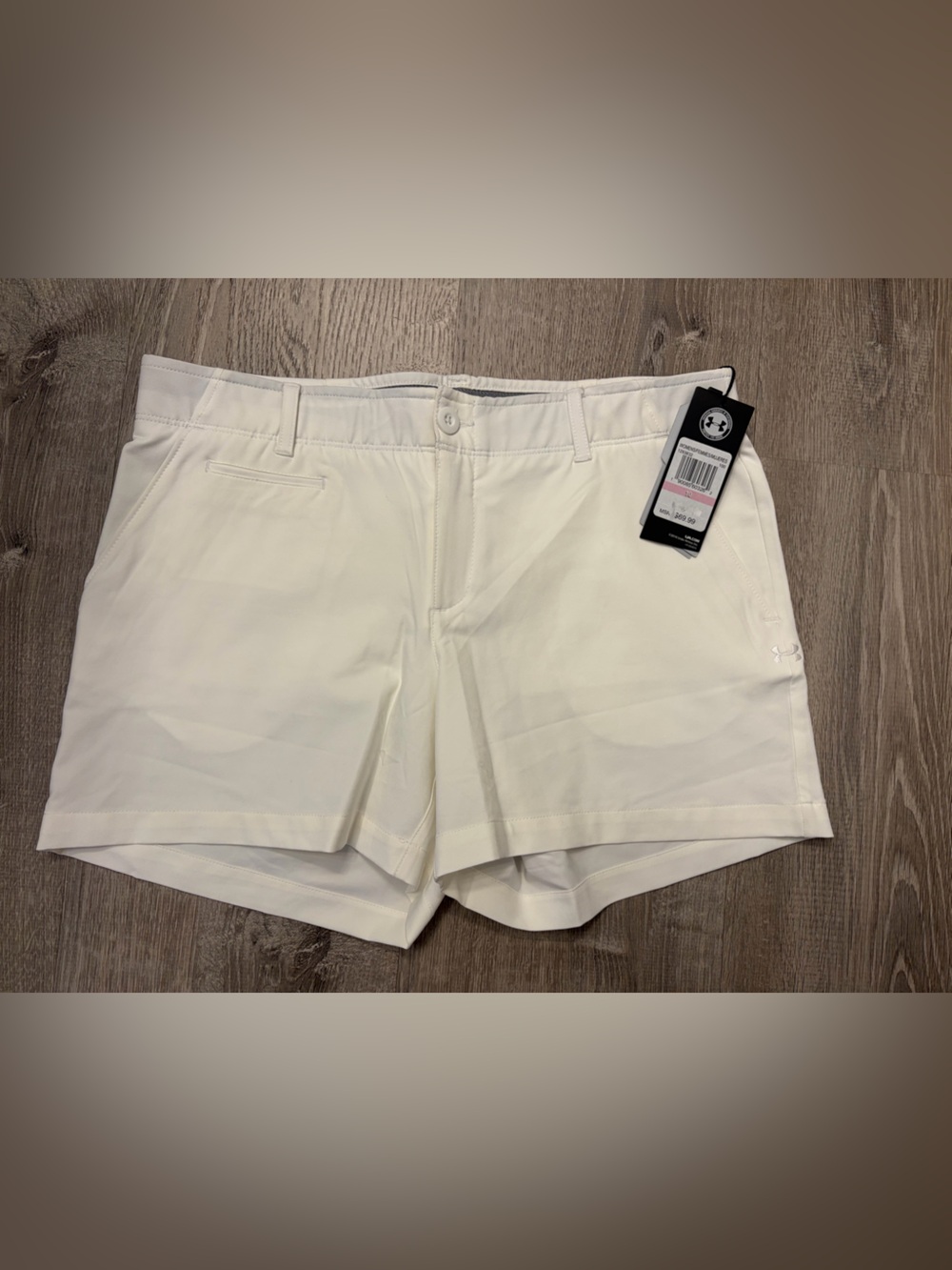 Women's Under Armour Links White Golf  Shorts- Size 10- New With Tags